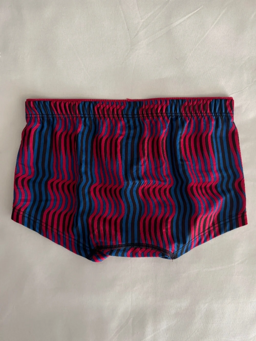 2(x)ist Sliq Micro Trunk - NWT - Size Small